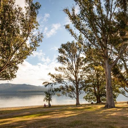 Hop, Skip And Jump To The Lake - Te Anau House Eksteriør bilde