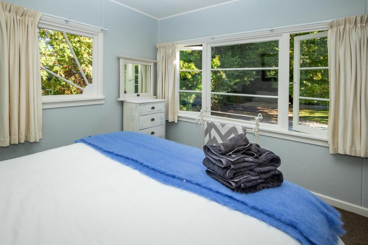 Hop, Skip And Jump To The Lake - Te Anau House Eksteriør bilde