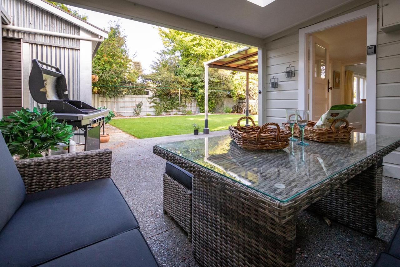 Hop, Skip And Jump To The Lake - Te Anau House Eksteriør bilde